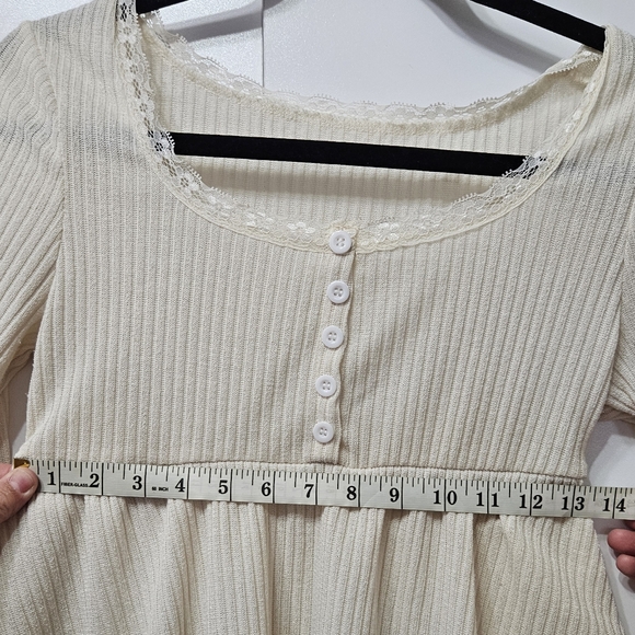 ROMWE Cream long sleeve Blouse Size M Woman's - Picture 6 of 13